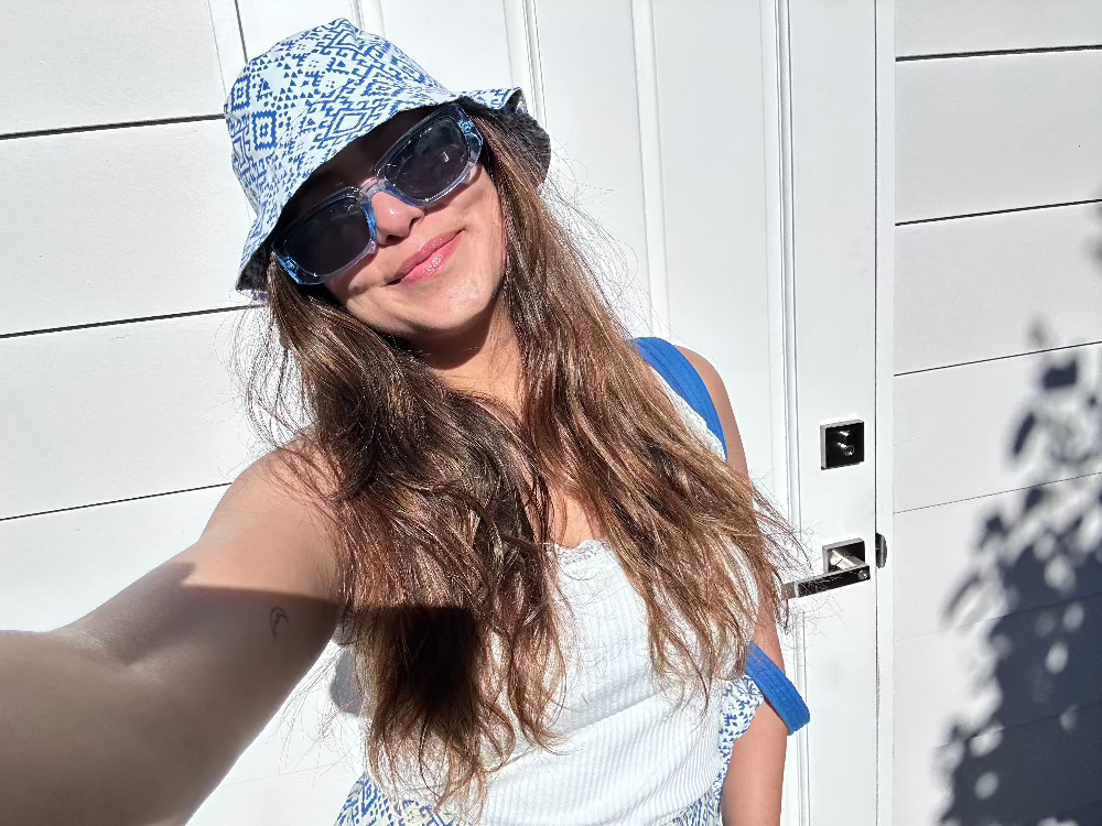 Women Wave Reversible Bucket Hat