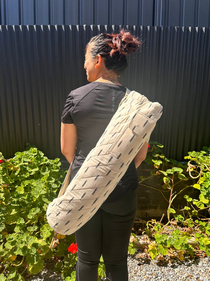 White & Black Print Ikat Cotton Quilted Yoga/Beach Mat Bag