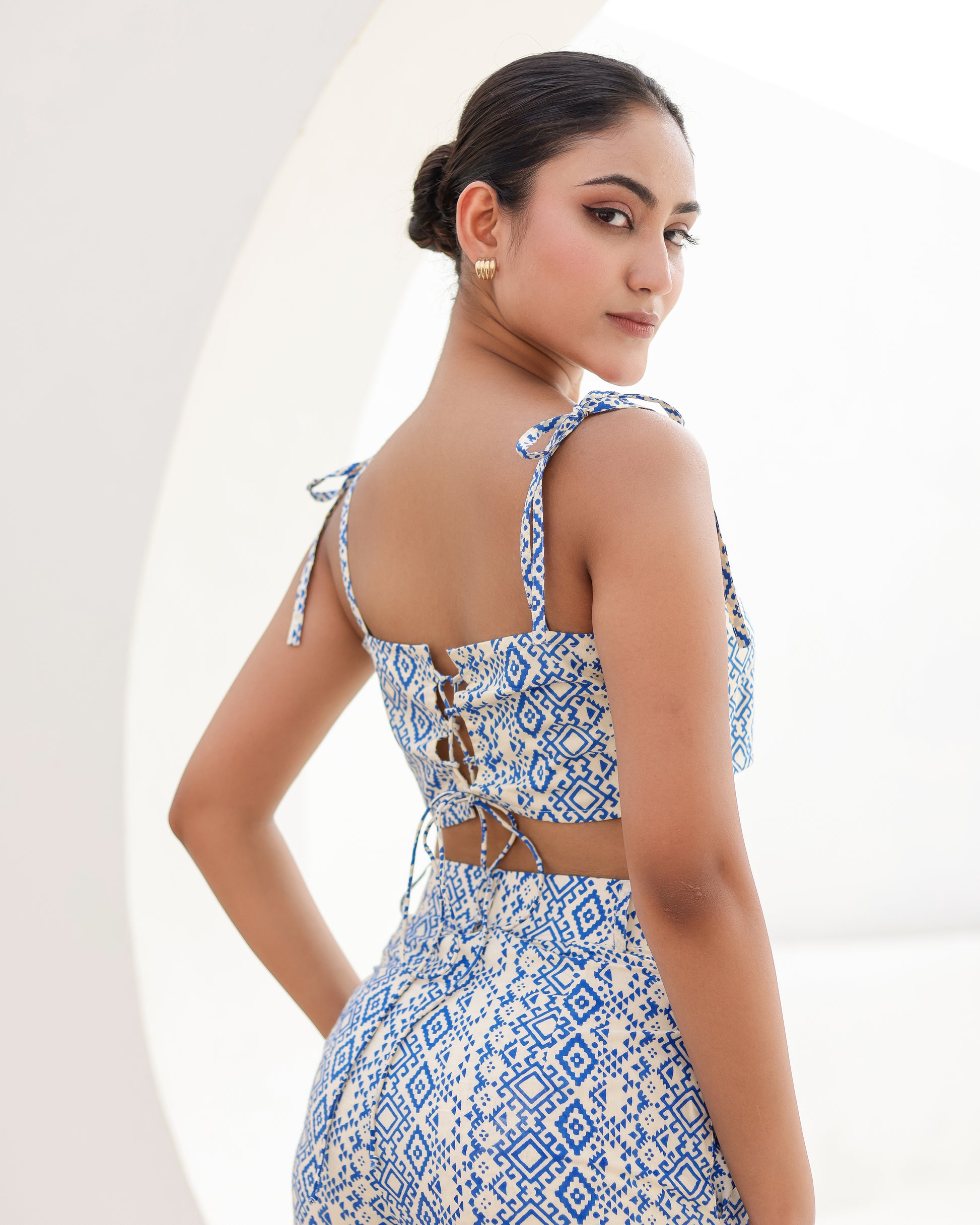 Aroa Crop Top